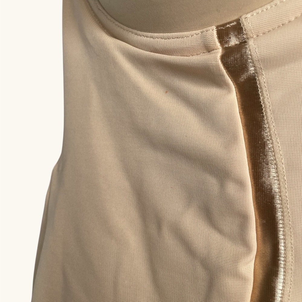 Maidenform Ultra-Firm Tummy Control Shapewear Slip with Underwire - 38D - Picture 7 of 9